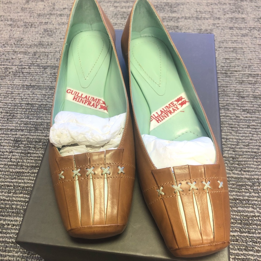 Guillaume Hinfray flats with mint toe accent